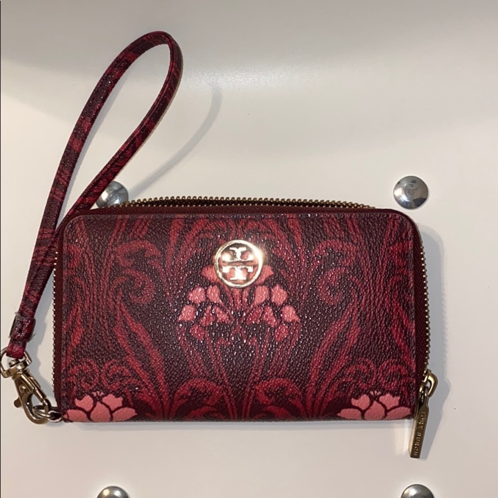 Tory Burch wristlet